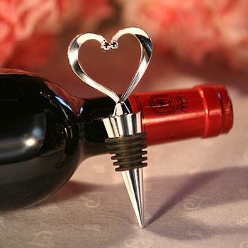 detail_46_heart_wine_bottle_stopper-ekf1902.jpg